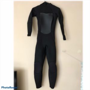 Imperial Motion Women’s 4x3 Wetsuit Sz 2